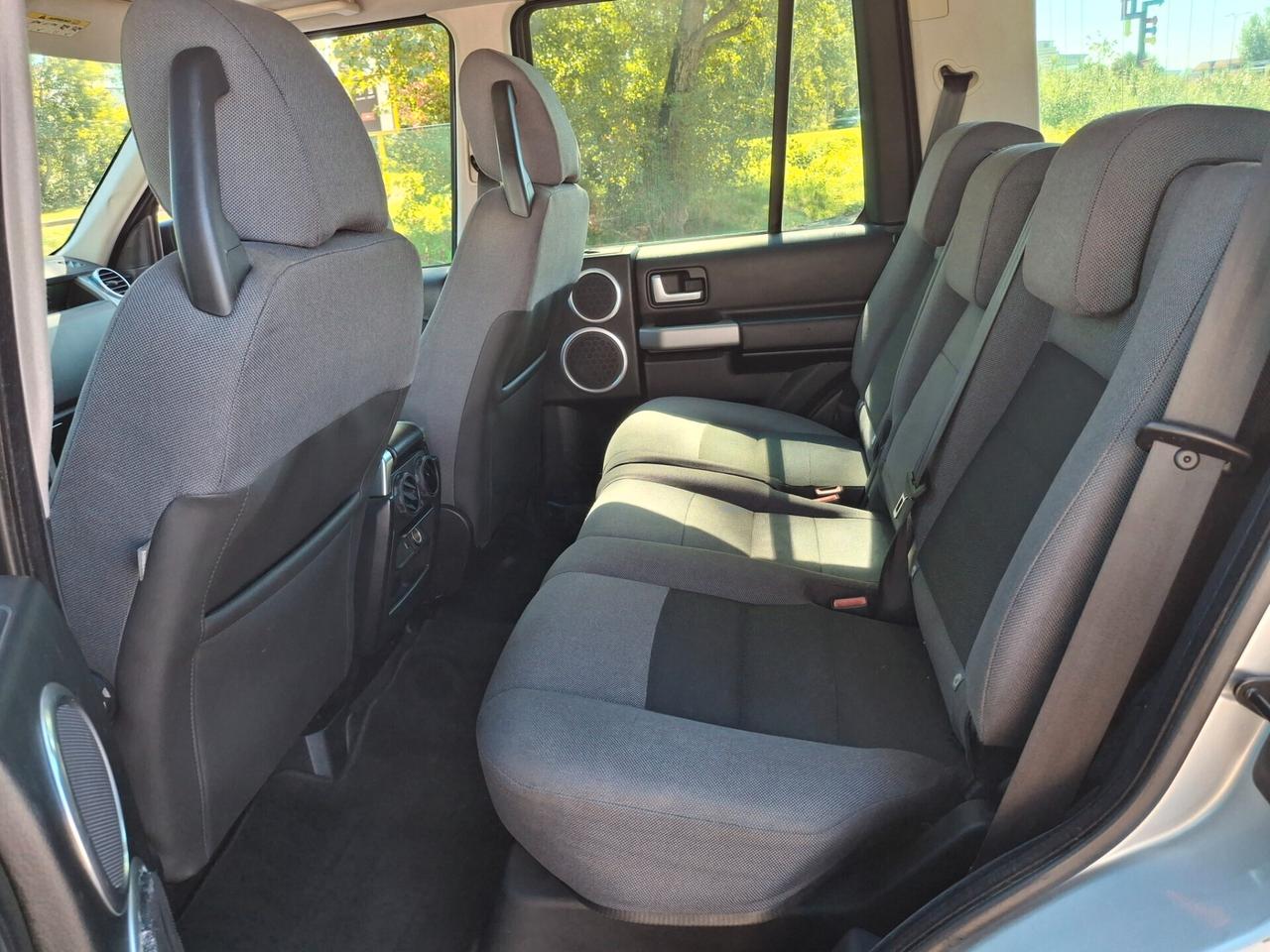 Land Rover Discovery 3 2.7 TDV6 HSE