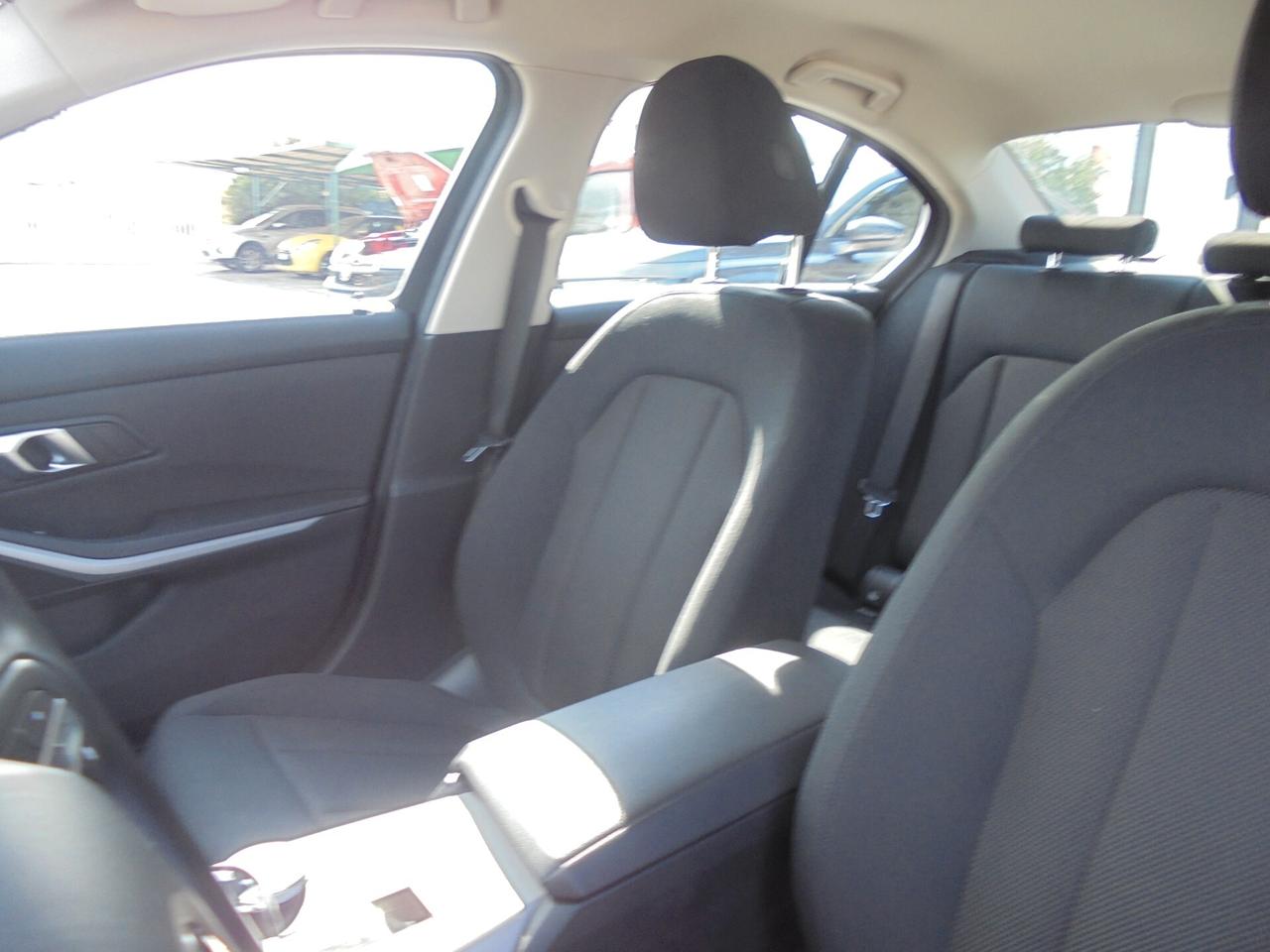 Bmw 320 320d 48V Business Advantage