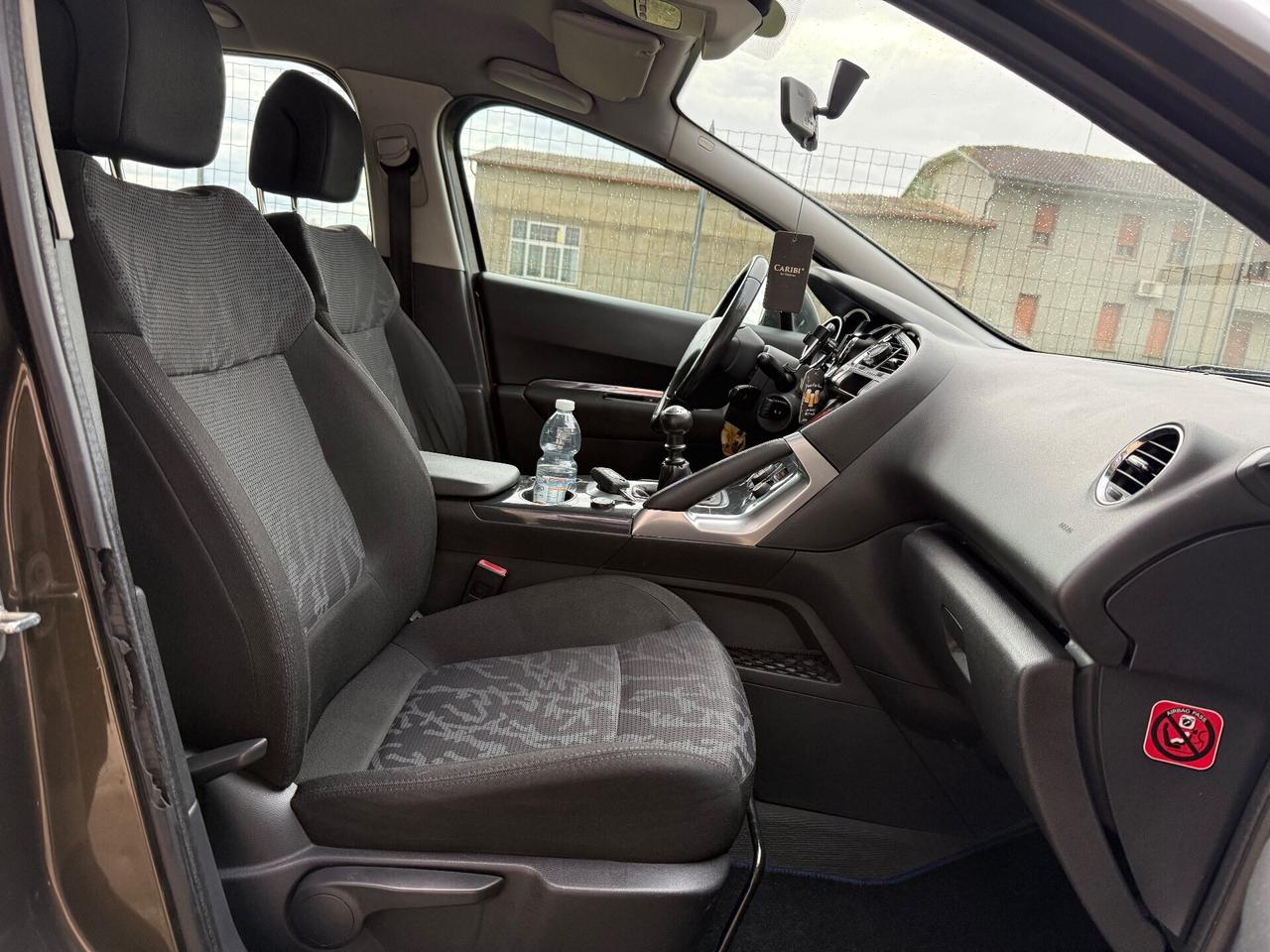 Peugeot 3008 1.6 HDi 110CV Premium