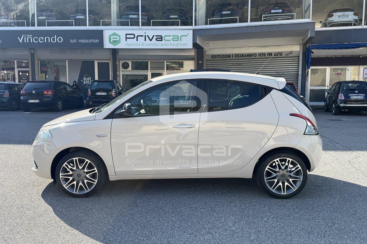 LANCIA Ypsilon 1.2 69 CV 5 porte Gold