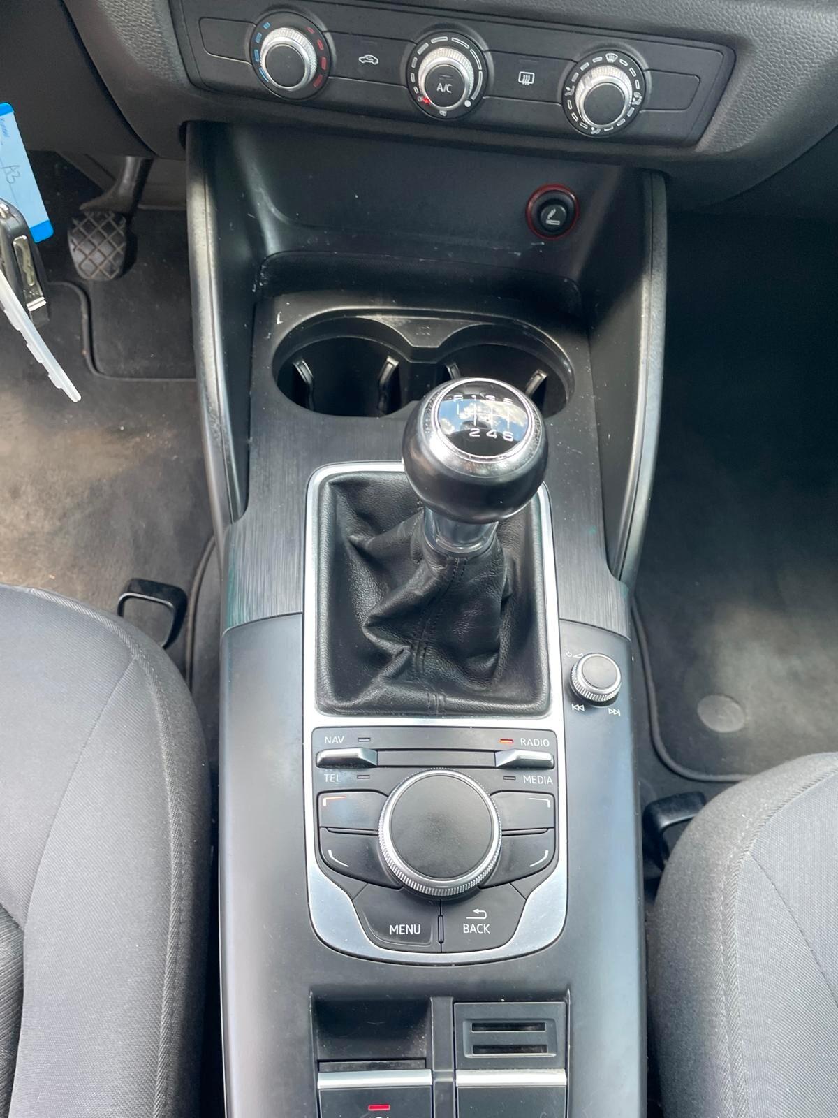Audi A3 SPB 1.6 TDI ultra Attraction