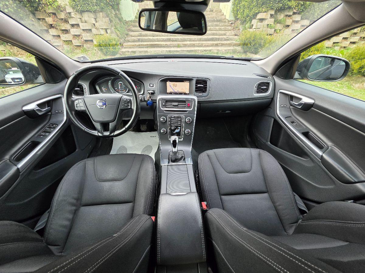VOLVO V60 2.0 DIESEL D2 OK NEO GARAN FINAZ