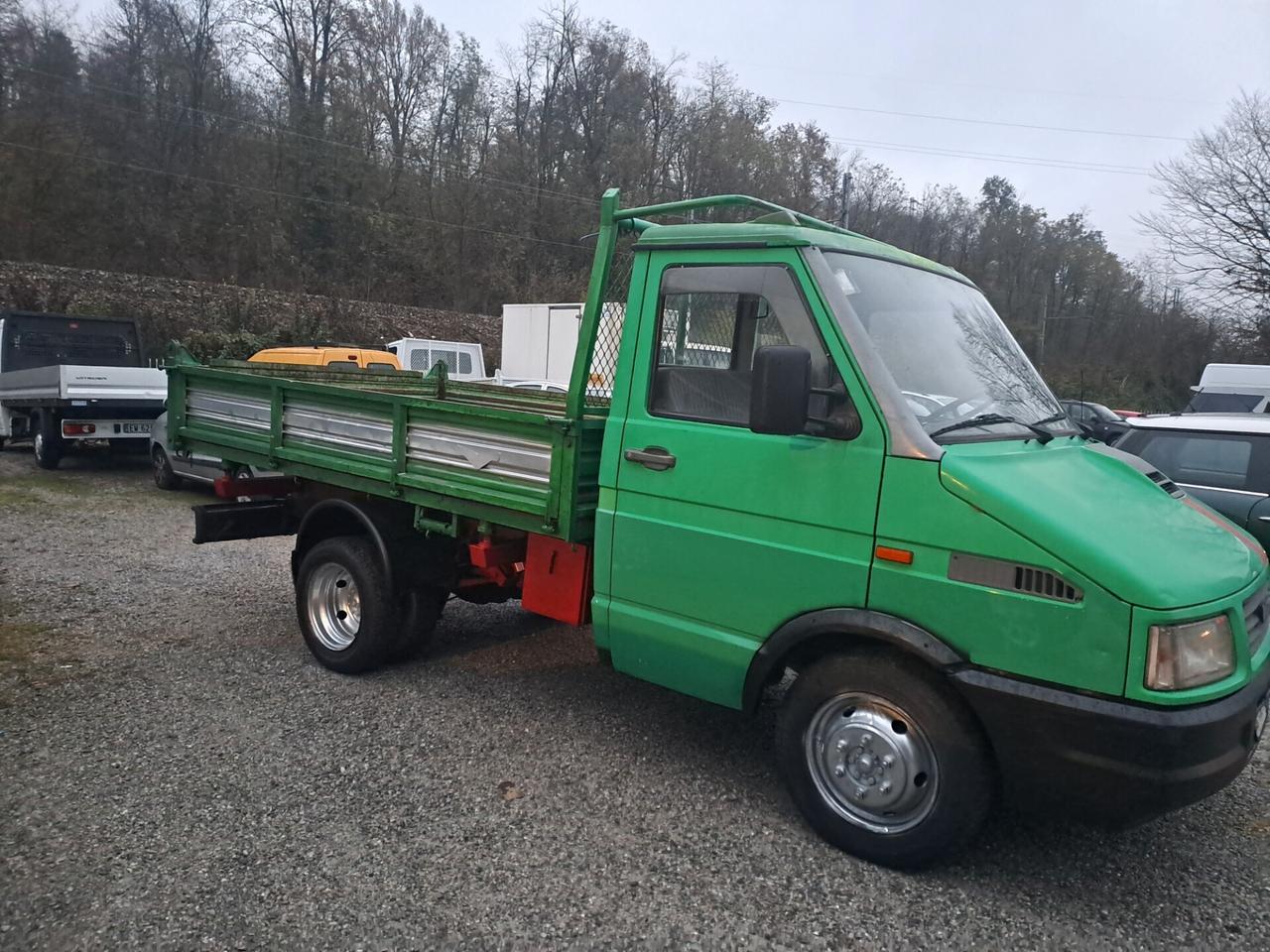 Iveco Daily 35.8 2.5 Diesel RIBALTABILE