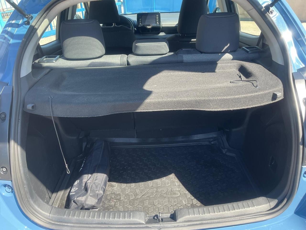 Toyota yaris 4 serie-1.5 hybrid-c.autom-2021
