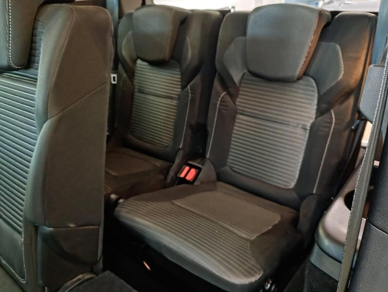 Renault Grand Scenic 7 POSTI