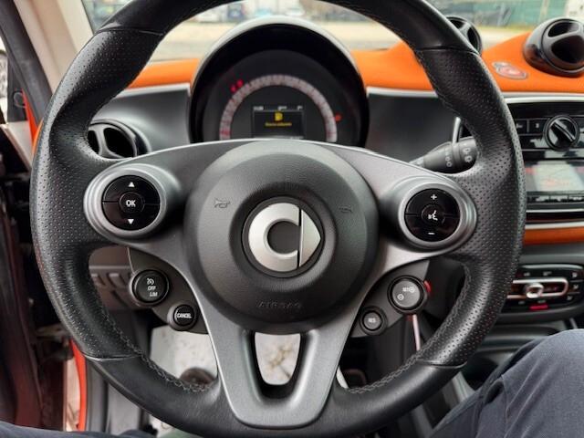 Smart ForTwo 70 1.0 Passion "TETTO PANORAMICO"