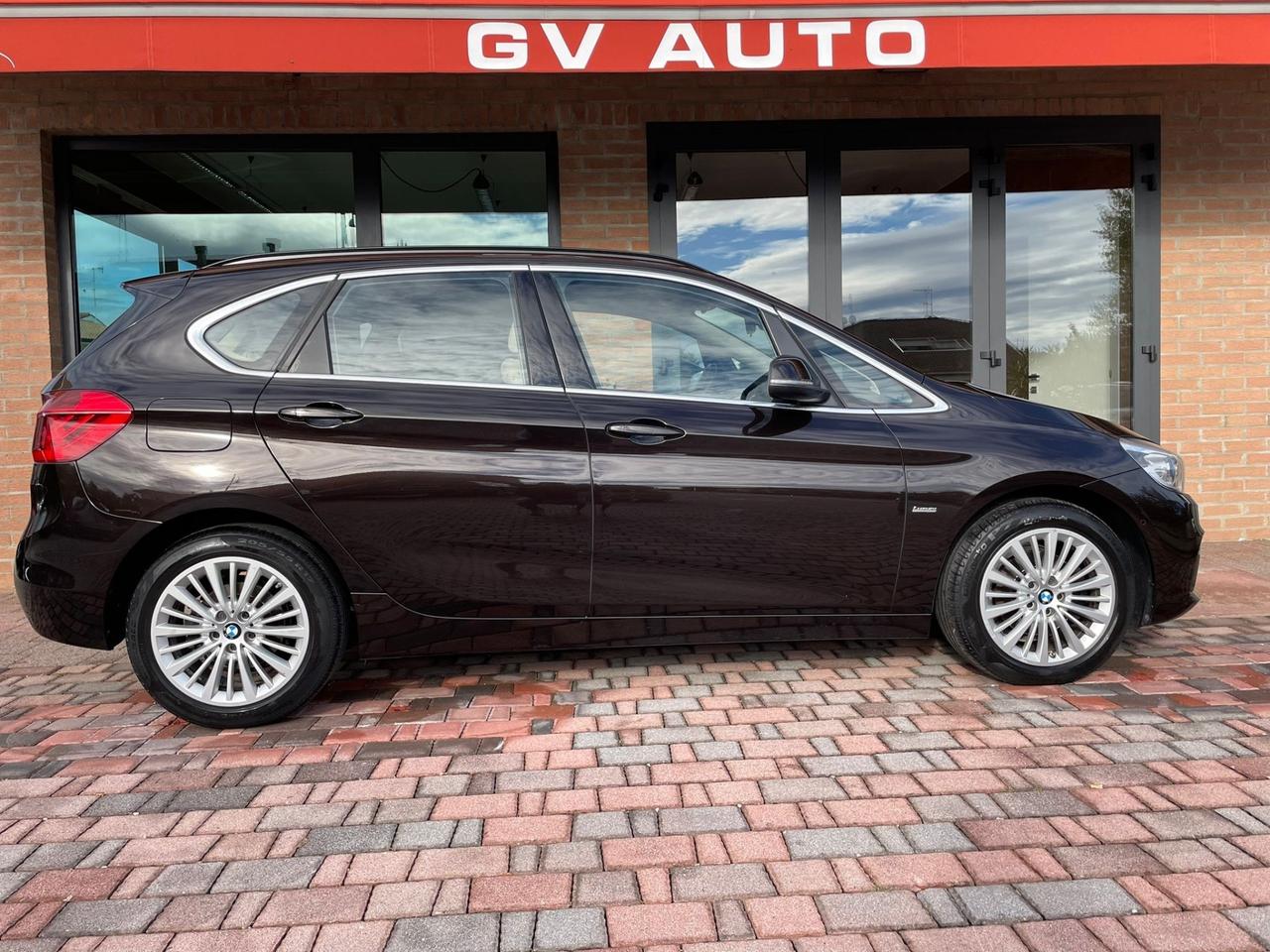 Bmw 218D Active Tourer Luxury Line