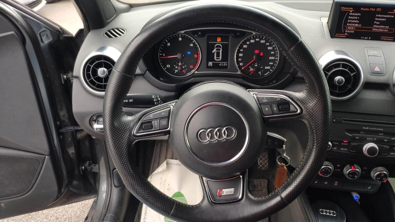 Audi A1 1.6 90 CV C. Manuale