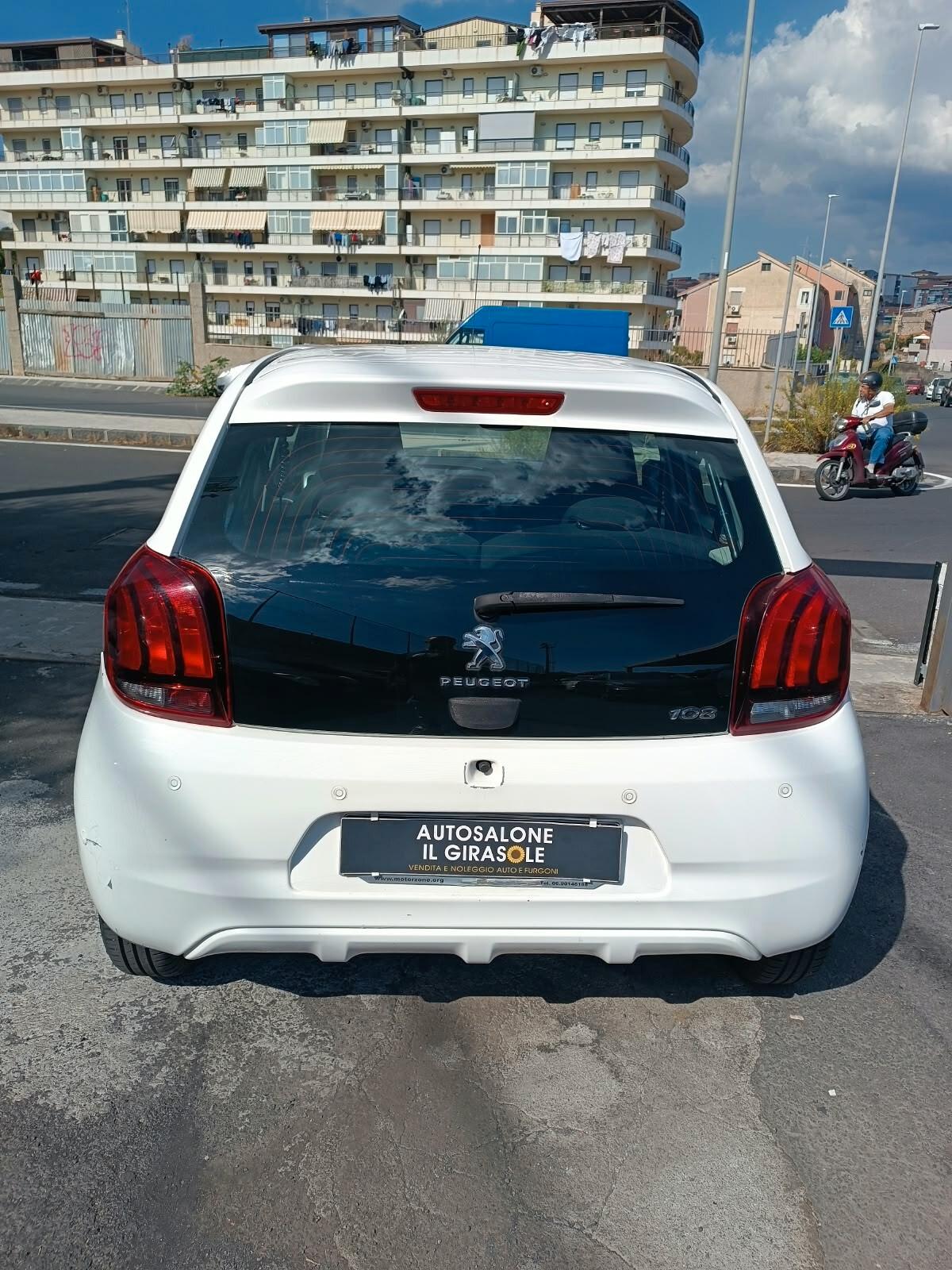 Peugeot 108 VTi 68 5 porte Allure TOP!