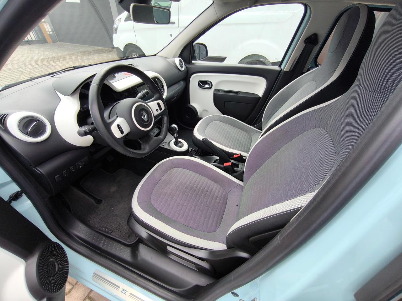 TWINGO ZEN ELETRIC-KM 48000-UNIPROPRIETARIO
