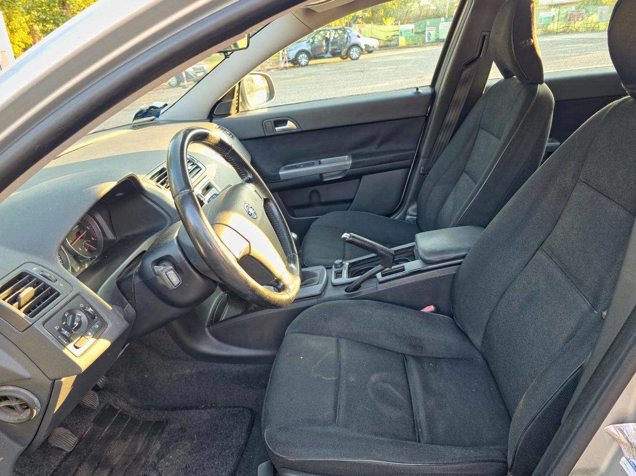 Volvo V50 D2 R-design CV-114 E5 Manuale NEO 2012