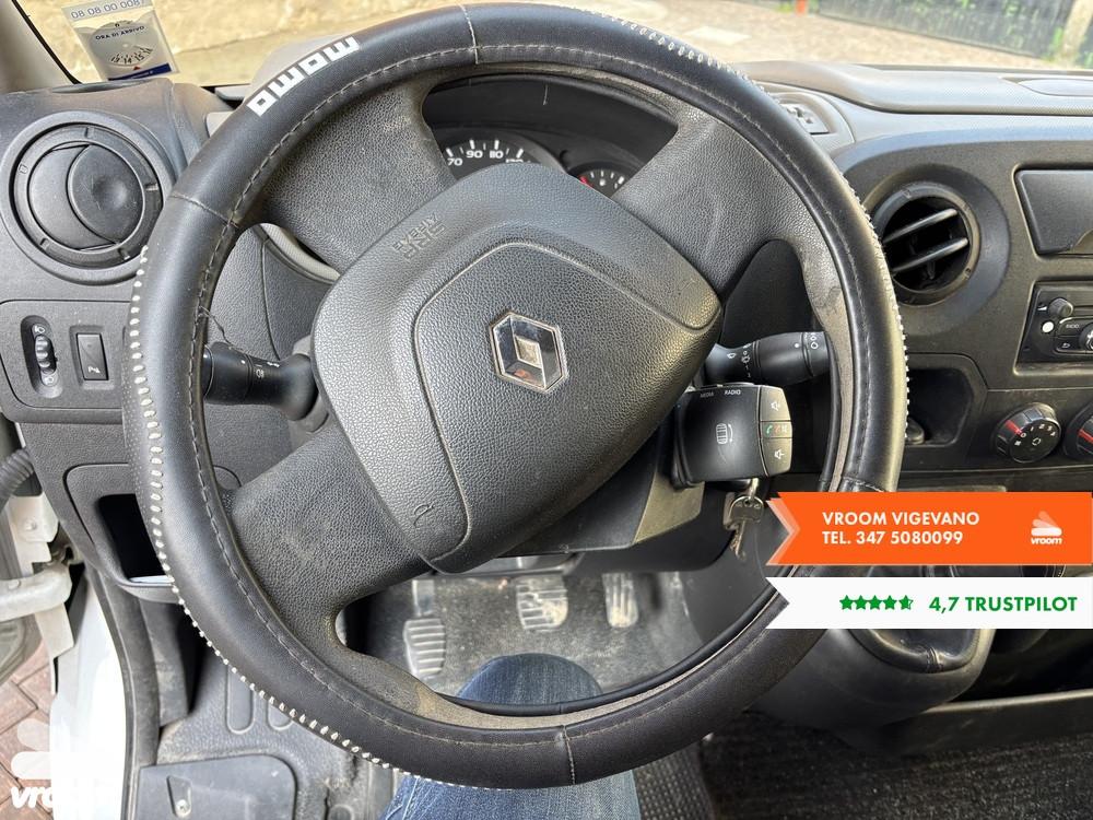 RENAULT Master 5ª serie Master T33 2.3 dCi/125...