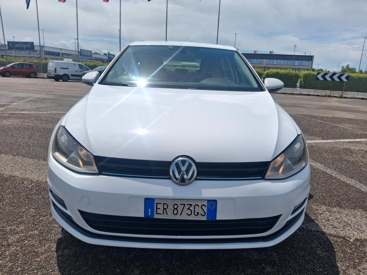 Volkswagen Golf 7--1.6 TDI 105cv. Highline BlueMotion Technology