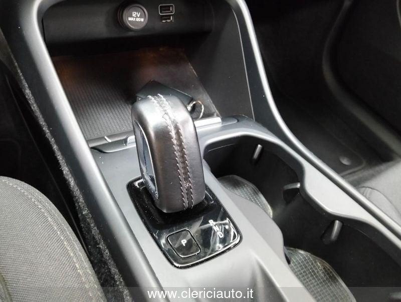 Volvo XC40 T2 Geartronic Momentum Pro N1