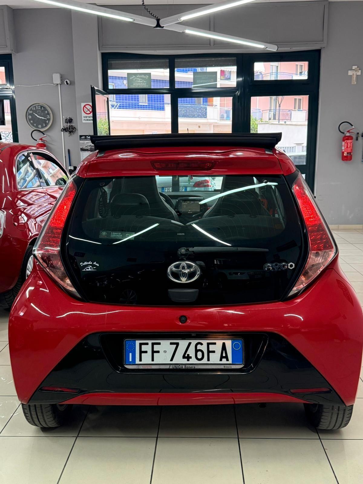 Toyota Aygo 1.0 VVT-i 69 CV 5 porte x-pure