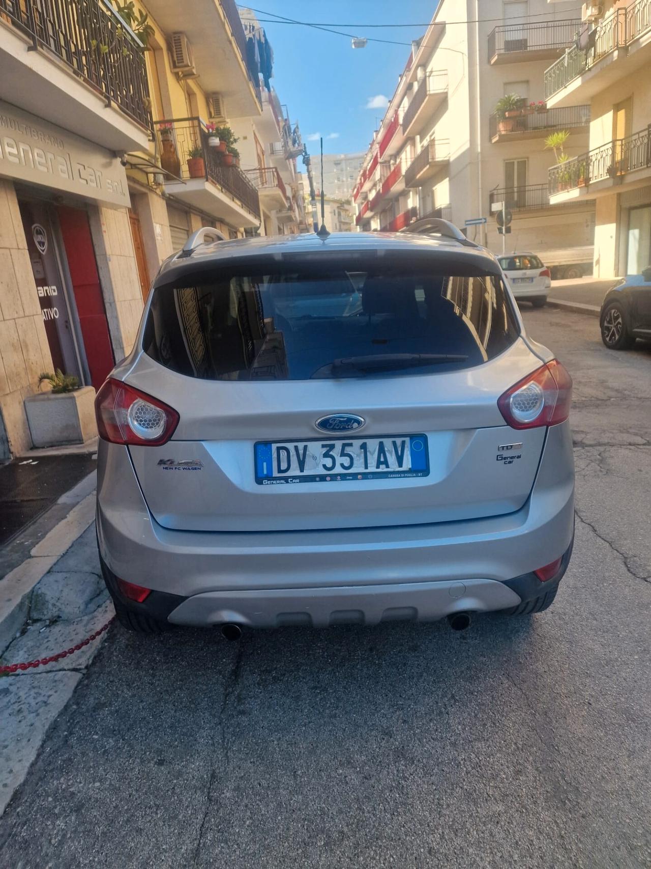 Ford Kuga 2.0 TDCi 136 CV 4WD Titanium DPF