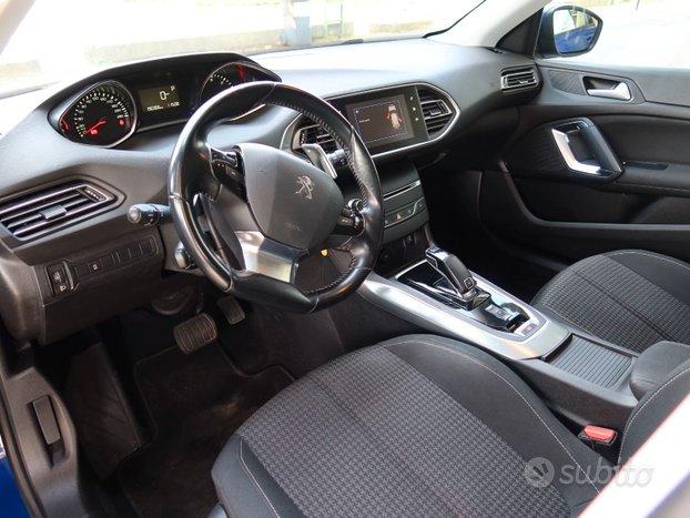 Peugeot 308 GT Line 2019 automatico 130cv