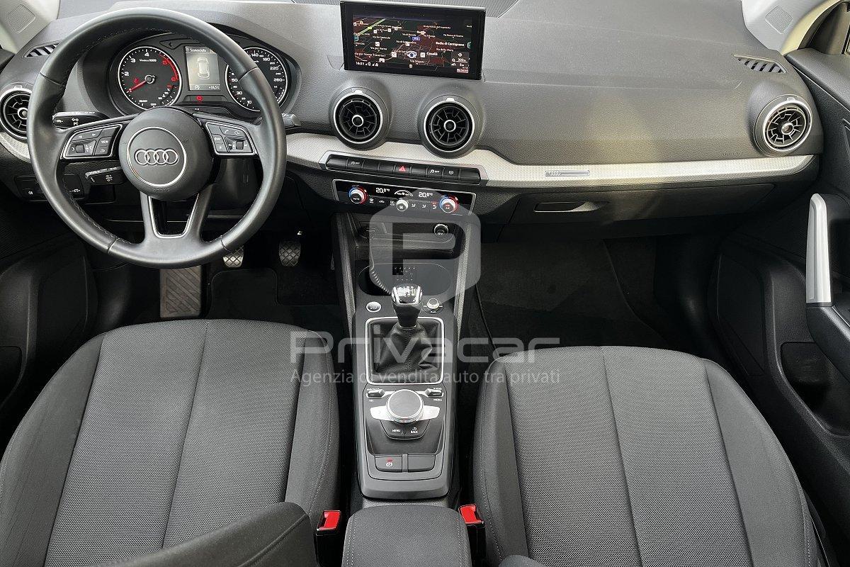 AUDI Q2 30 TDI Business