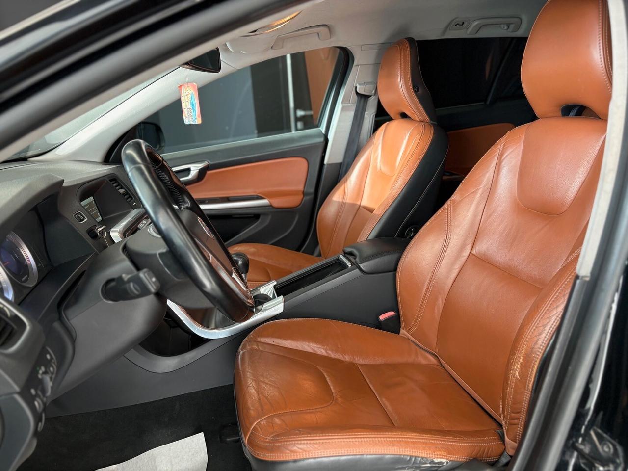 VOLVO V60 1.6 120CV 2012