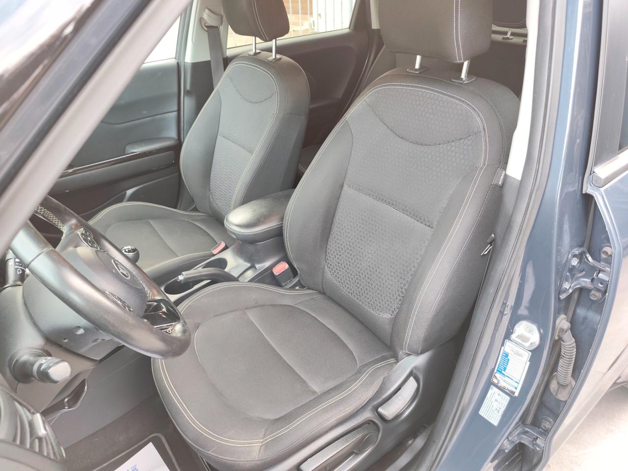 Kia Soul 1.6 CRDi DIESEL BICOLORE