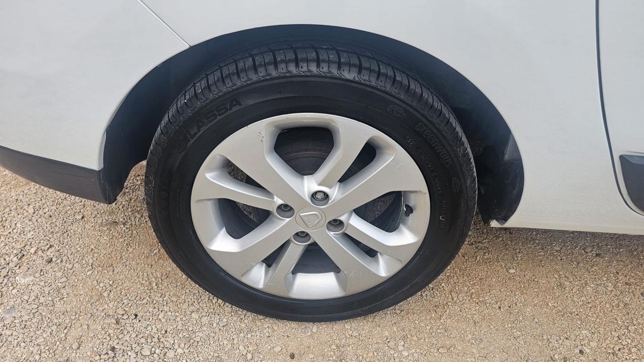Dacia Lodgy 1.5 dCi 8V 110CV 5 posti Lauréate