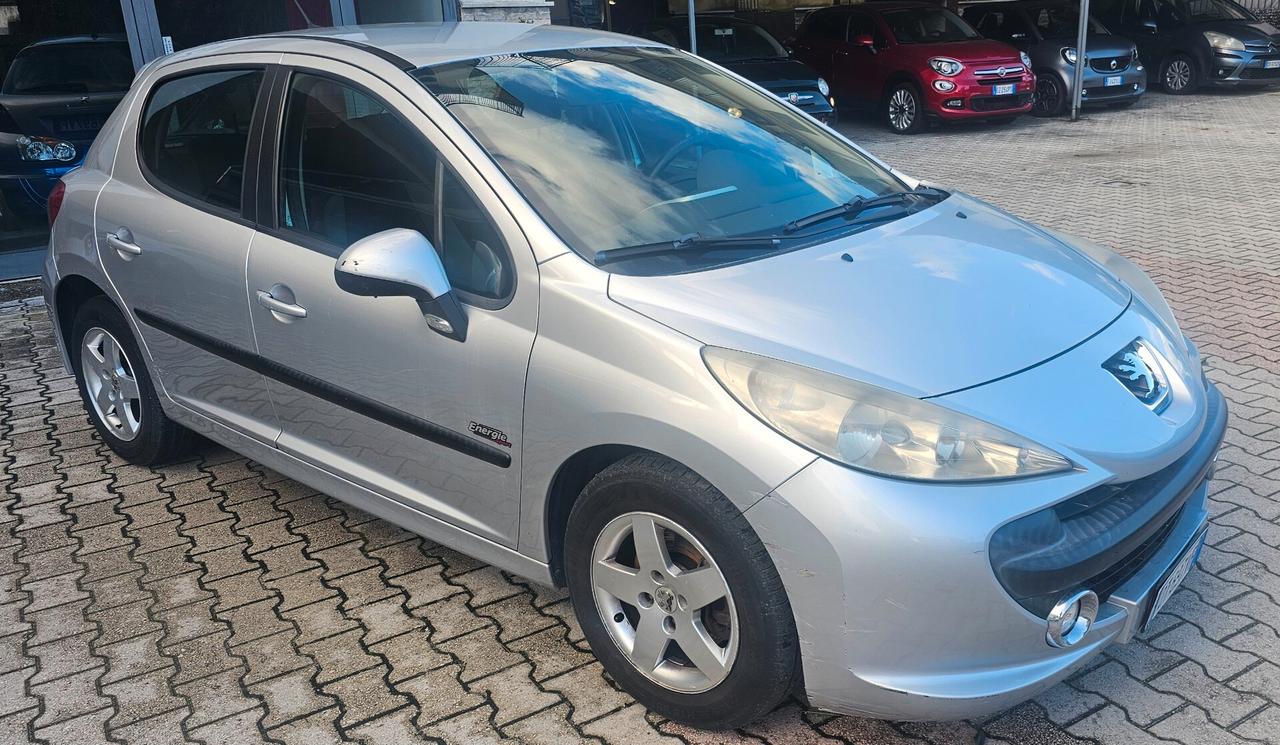 Peugeot 207 1.4 VTi 95CV 5p. X Line Neopatentati