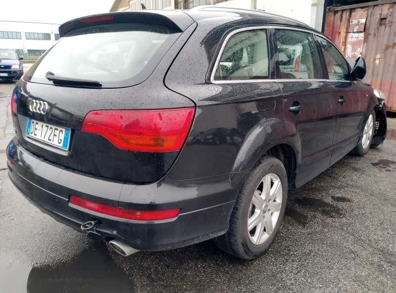 Audi Q7 S-LINE 3.0 V6 TDI 233CV quattro tiptronic