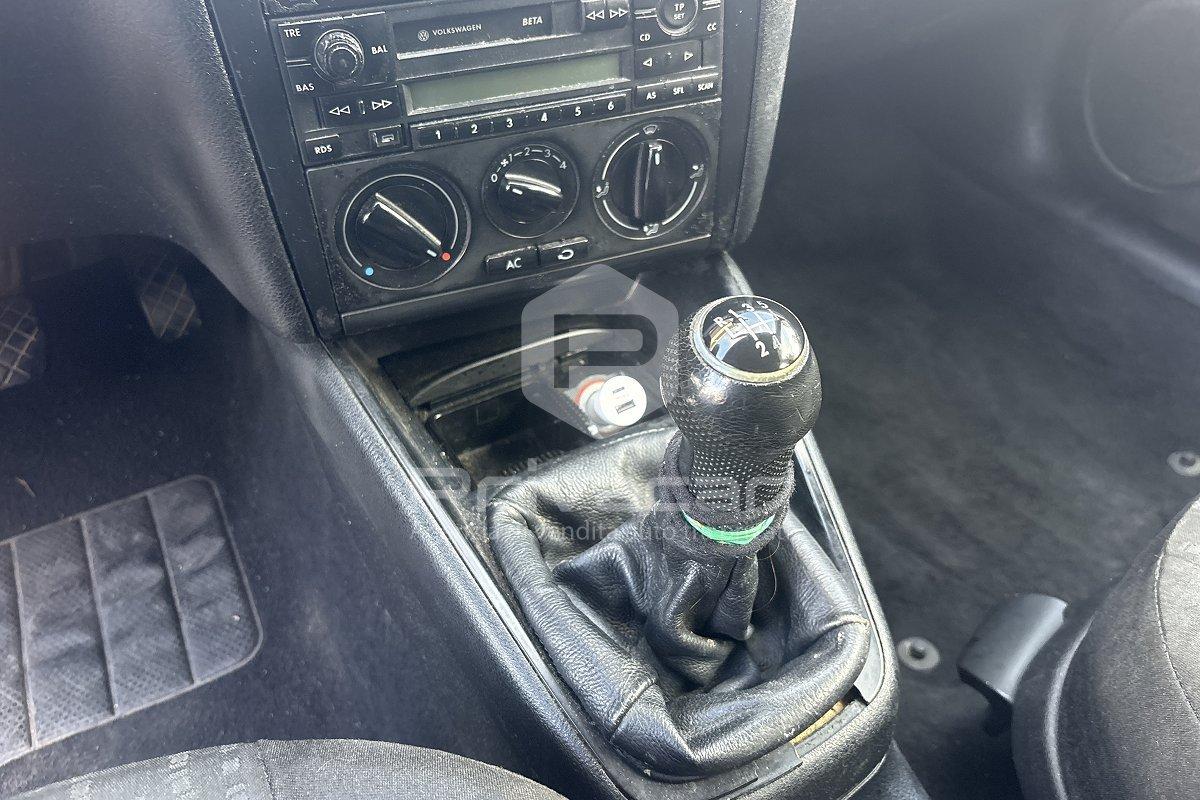VOLKSWAGEN Golf 1.9 TDI/90 CV cat 5 porte