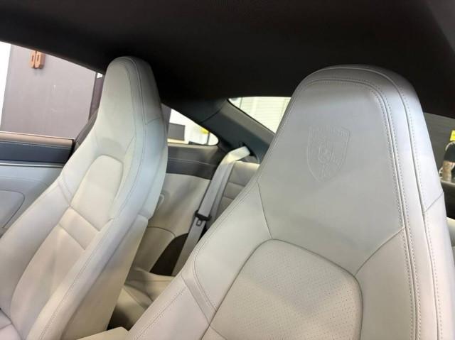 Porsche 911 Coupé 3.0 Carrera 4S auto