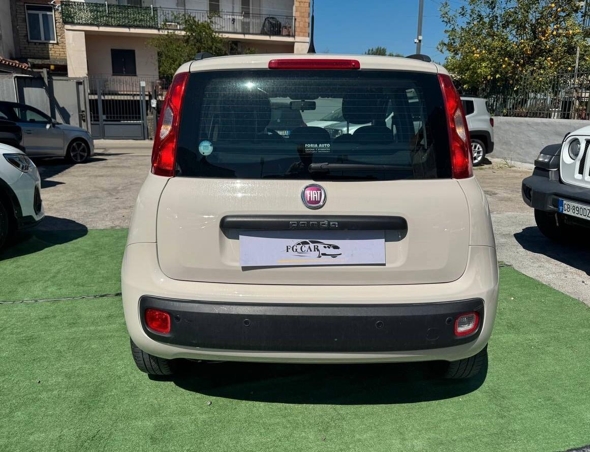 Fiat Panda 1.2 Lounge 04/2012 35000 KM