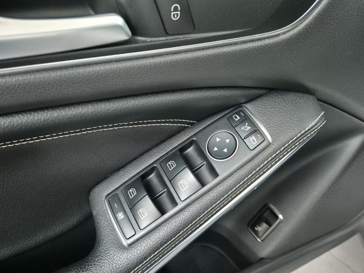MERCEDES - Classe GLA - GLA 200 d Automatic 4Matic Sport-Tetto Apribile