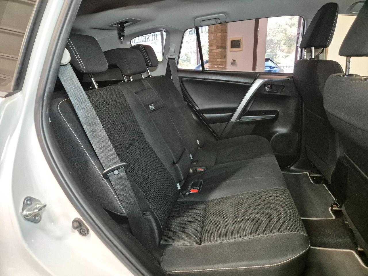 Toyota RAV 4 RAV4 2.5 Hybrid 2WD Active