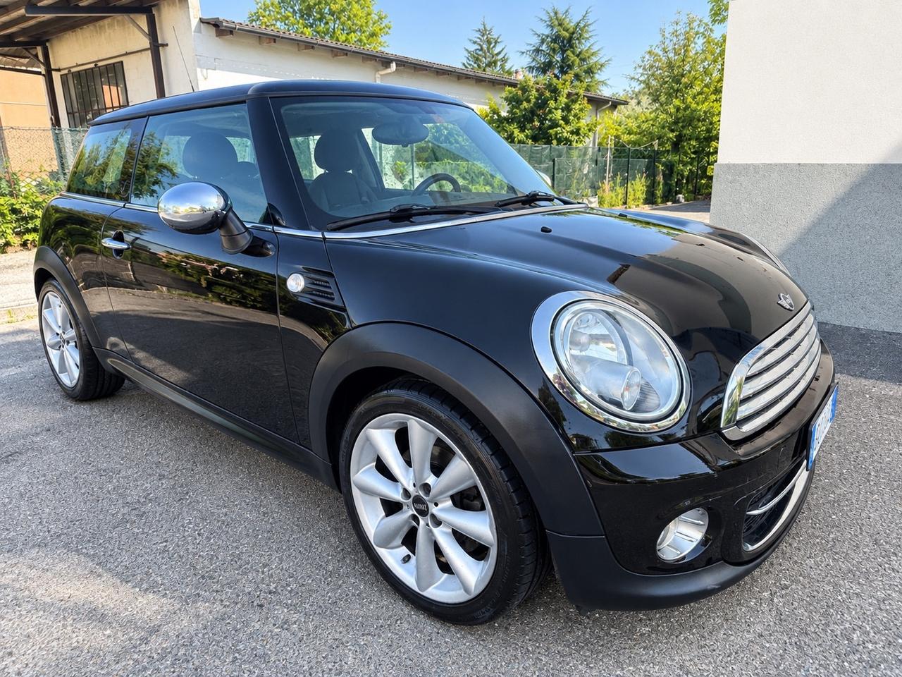 Mini 1.6 16V One D soli 100.000km