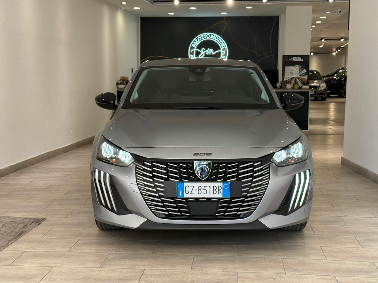 PEUGEOT 208 ALLLURE PACK 1.2 100CV ANNO 2025 CON 20.000KM