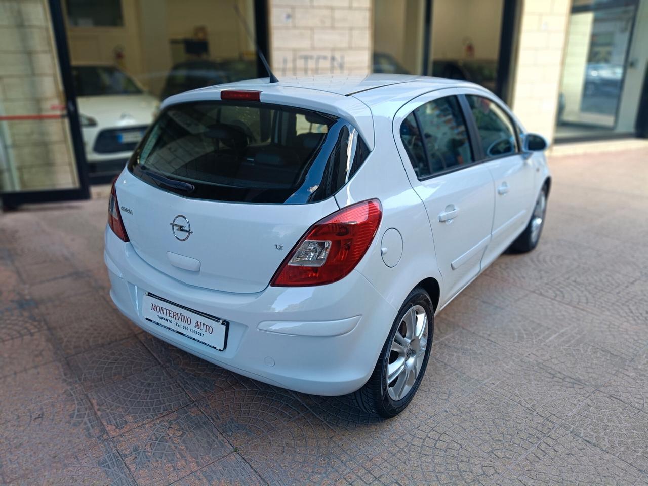 OPEL CORSA 1.2 5 PORTE-NEOPATENTATI-Euro4390