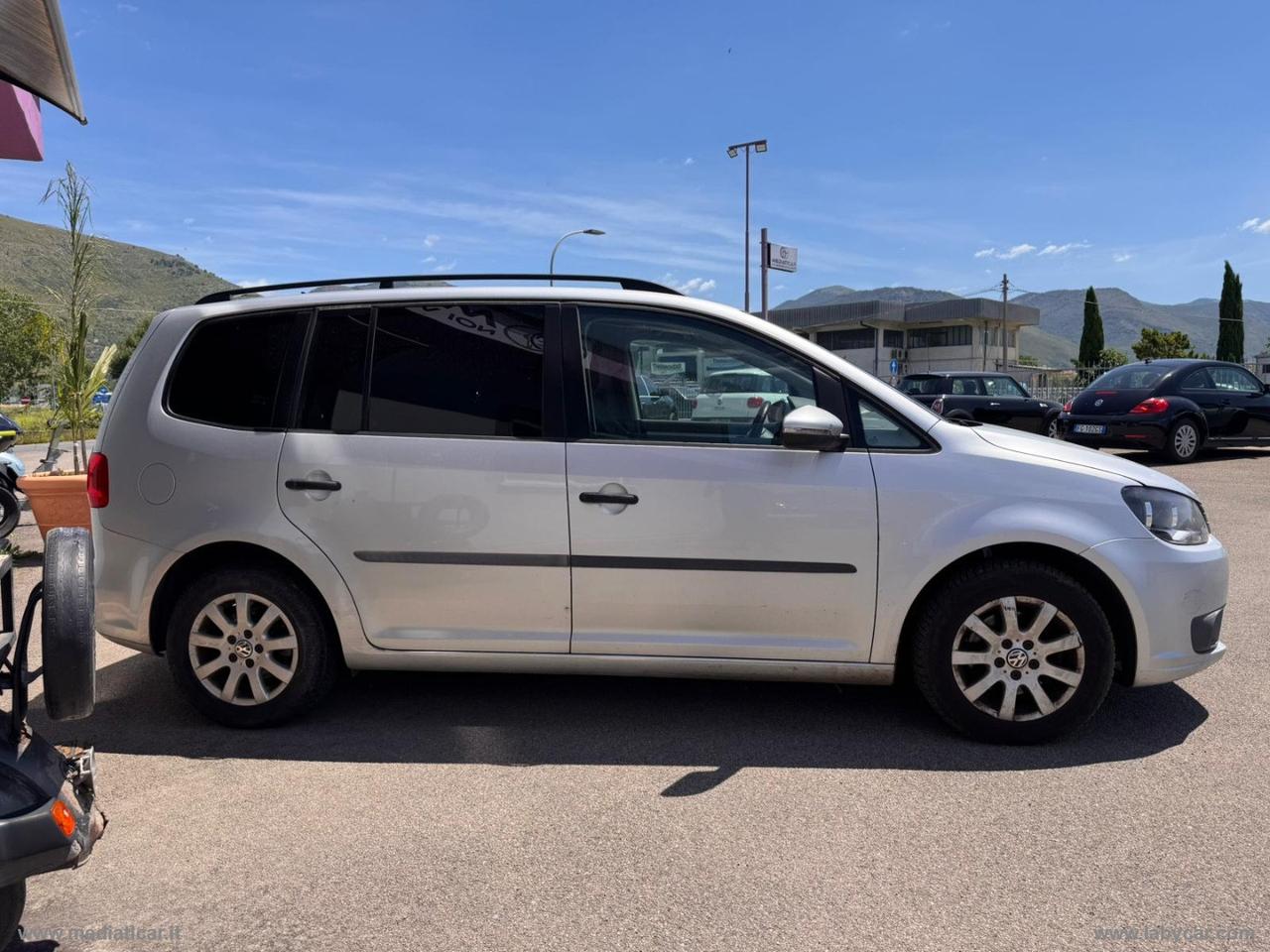 VOLKSWAGEN Touran Business 1.6 TDI Comfortline