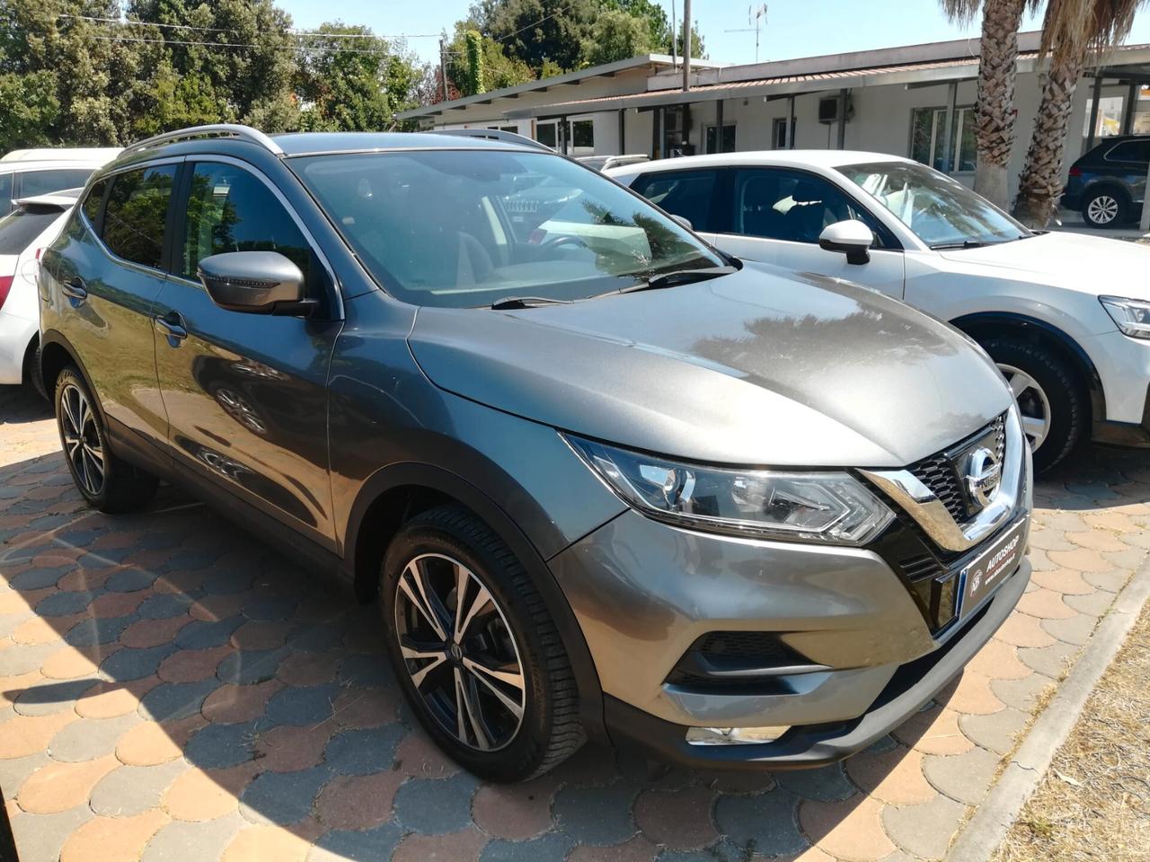 NISSAN - Qashqai - 1.6 dCi 2WD XTronic Tekna+ - FINANZIABILE - PERMUTE