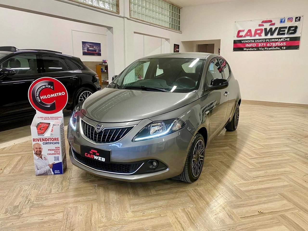LANCIA YPSILON 70CV S&S HYBRID Gold 2022