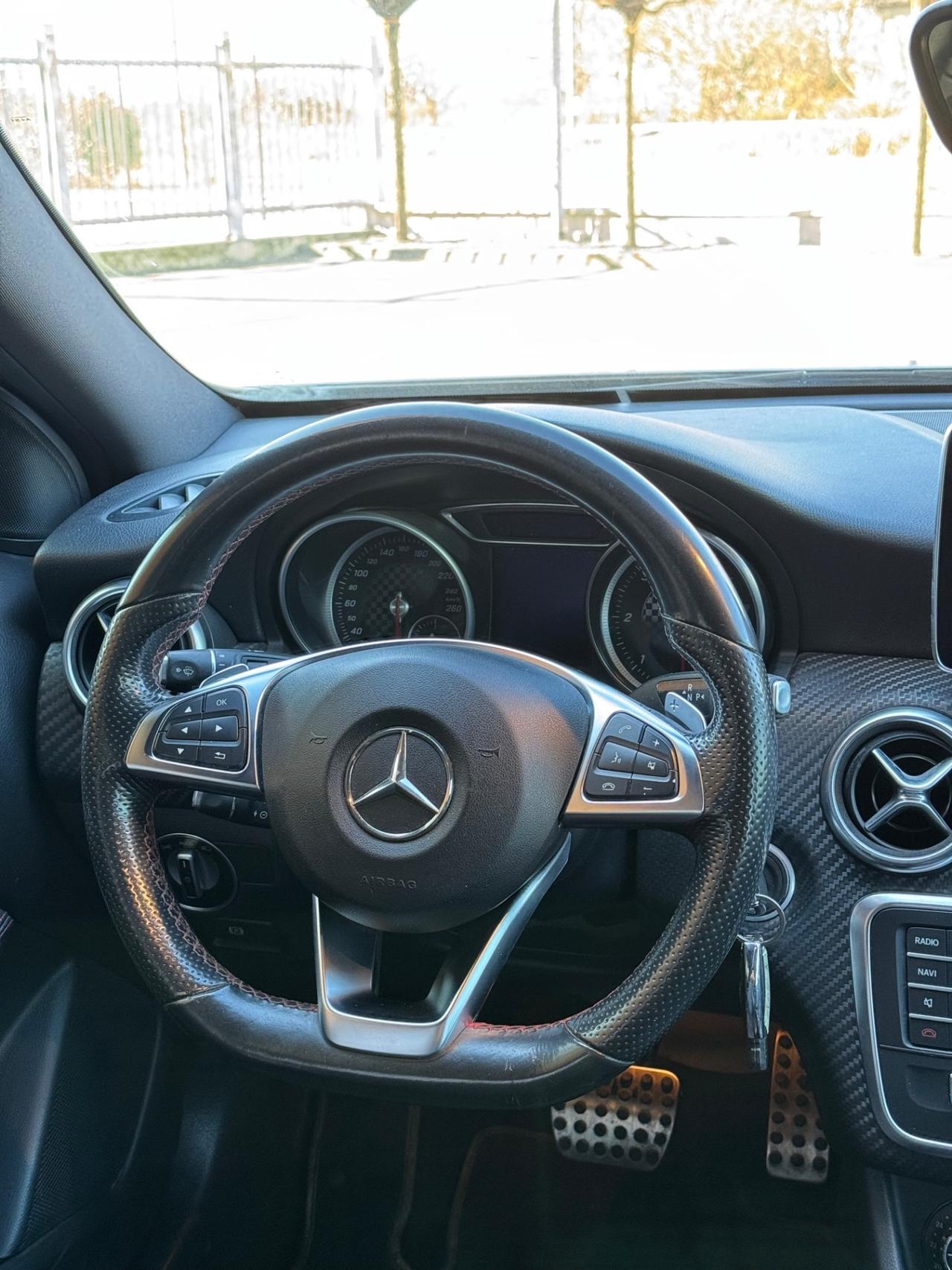 Mercedes-benz A 180d Automatic Premium amg