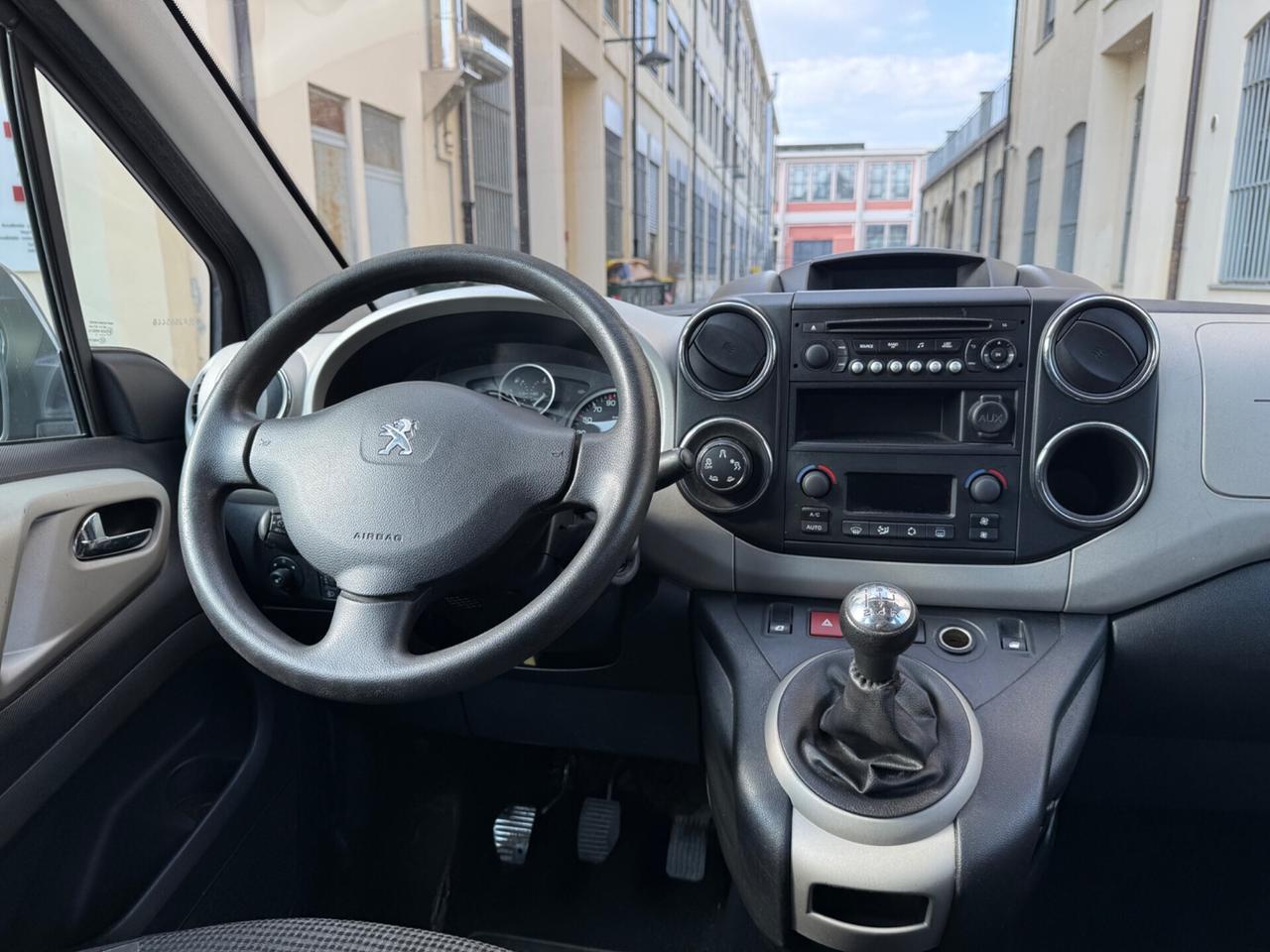 Peugeot Partner Tepee BlueHDi 100 4x4 Outdoor Extreme