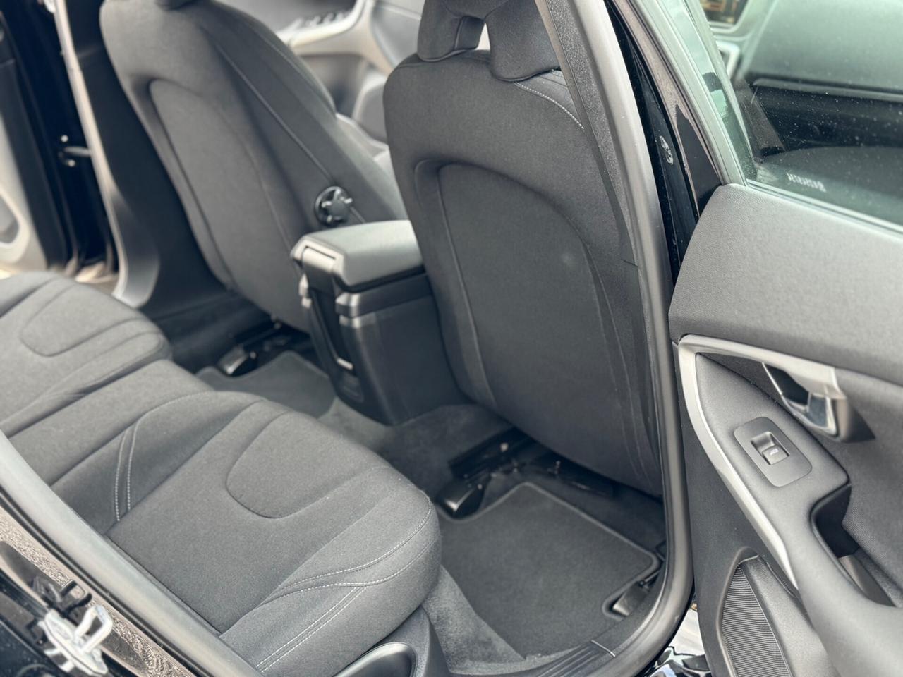 Volvo V40 T2 Automatico, Benzina 100.000 Km !