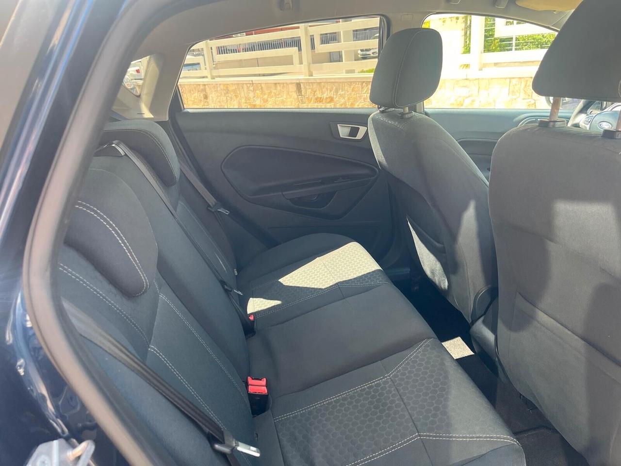 Ford Fiesta Titanium 1.4 5 porte Bz.- GPL