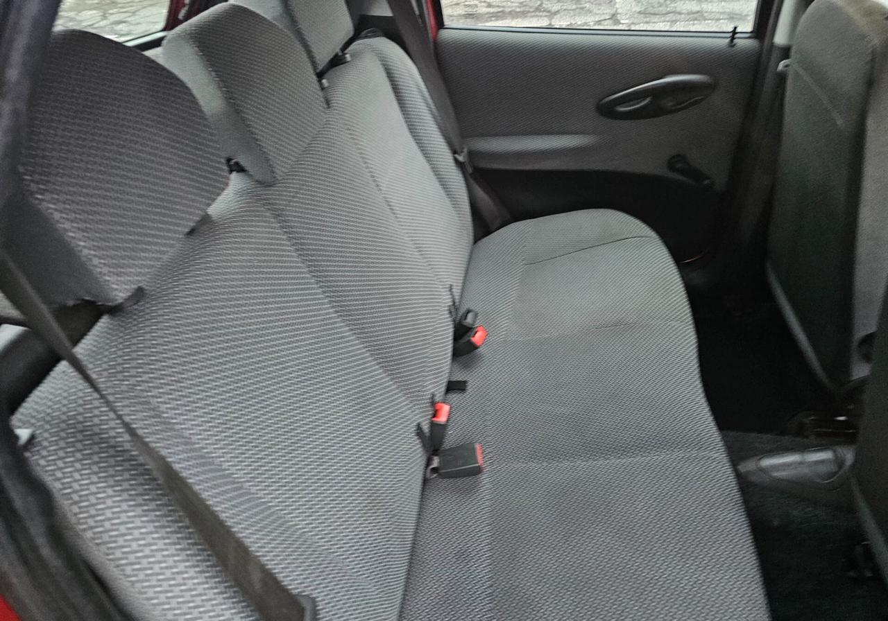 FIAT PUNTO 1.2 GUIDABILE DA NEOPATENTATI