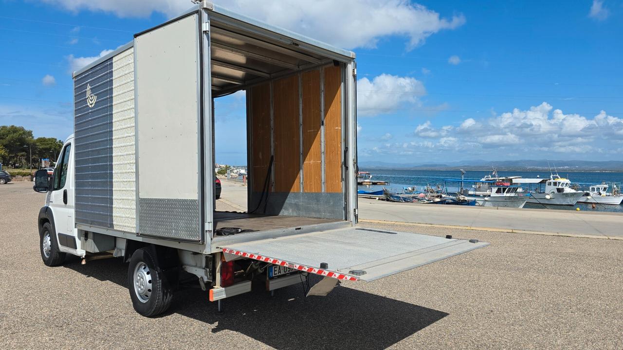 Citroen Jumper 33 2.2 HDi/120 PC Cabinato