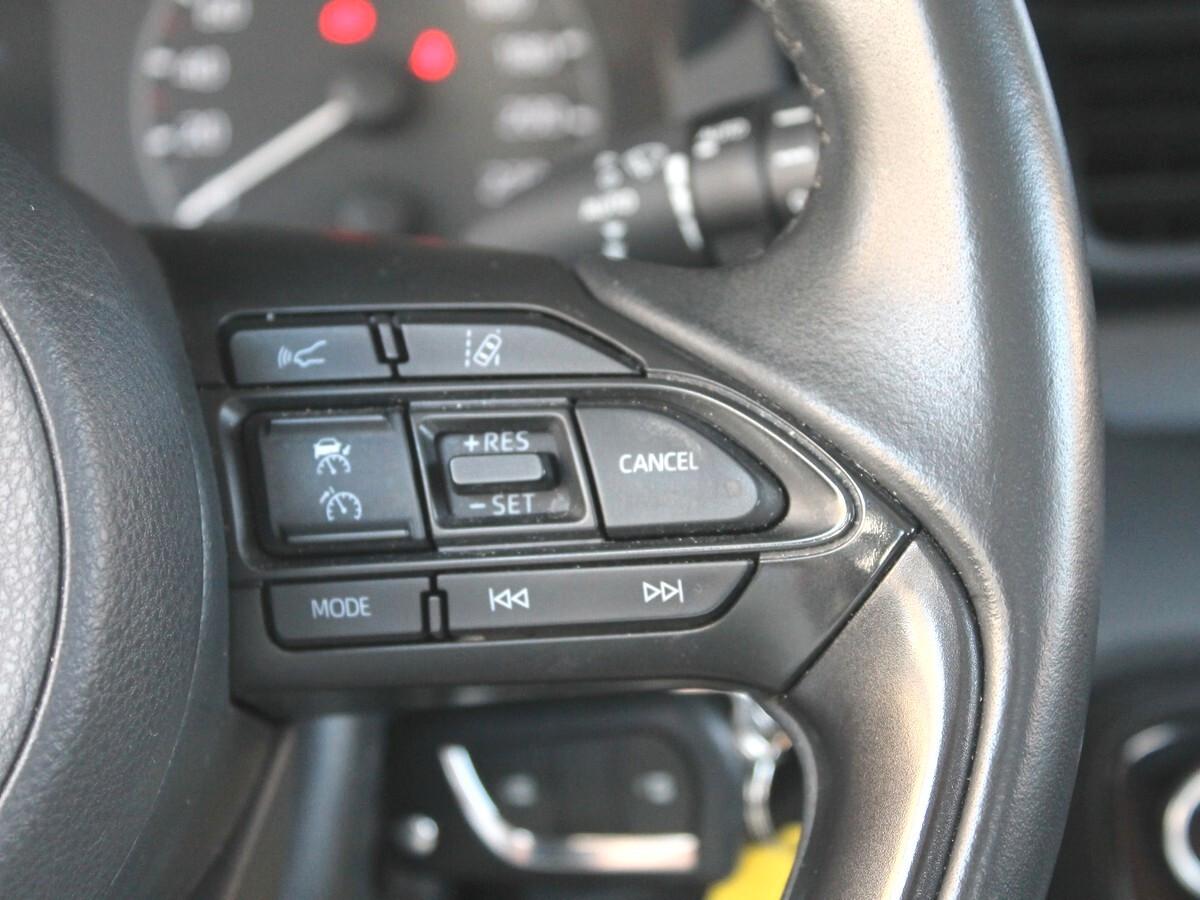 Toyota Yaris 1.5Hybrid IVA DEDUC. AUTOCARRO N1