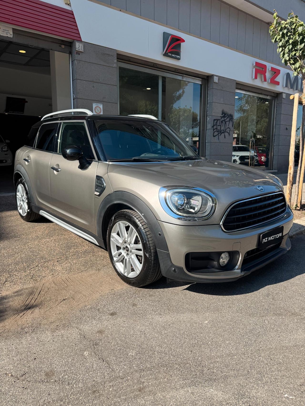 Mini Cooper Countryman 1.5 Hype AUTOMATICA-restyling+LED+C.18"+NAVI+PELLE