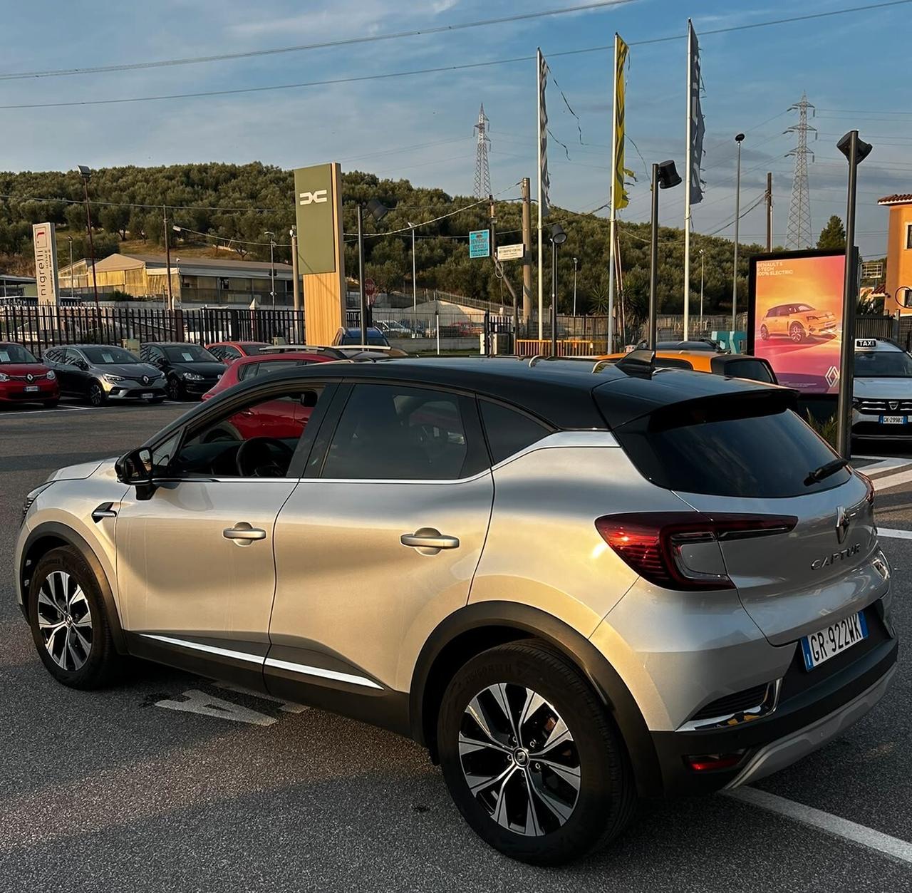 Renault Captur Full Hybrid E-Tech 145 CV Techno