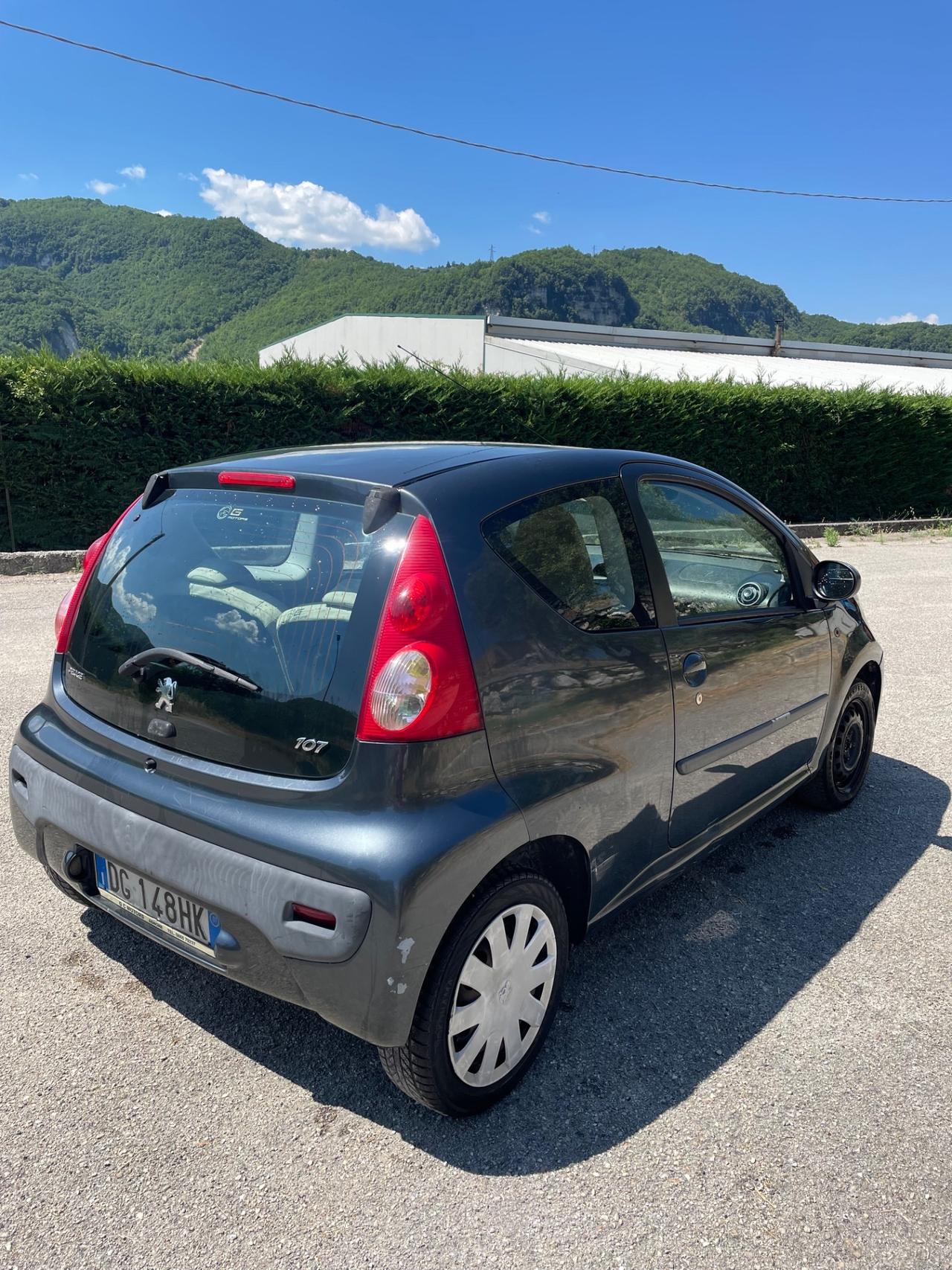 Peugeot 107 1.0 68CV 5p. Desir