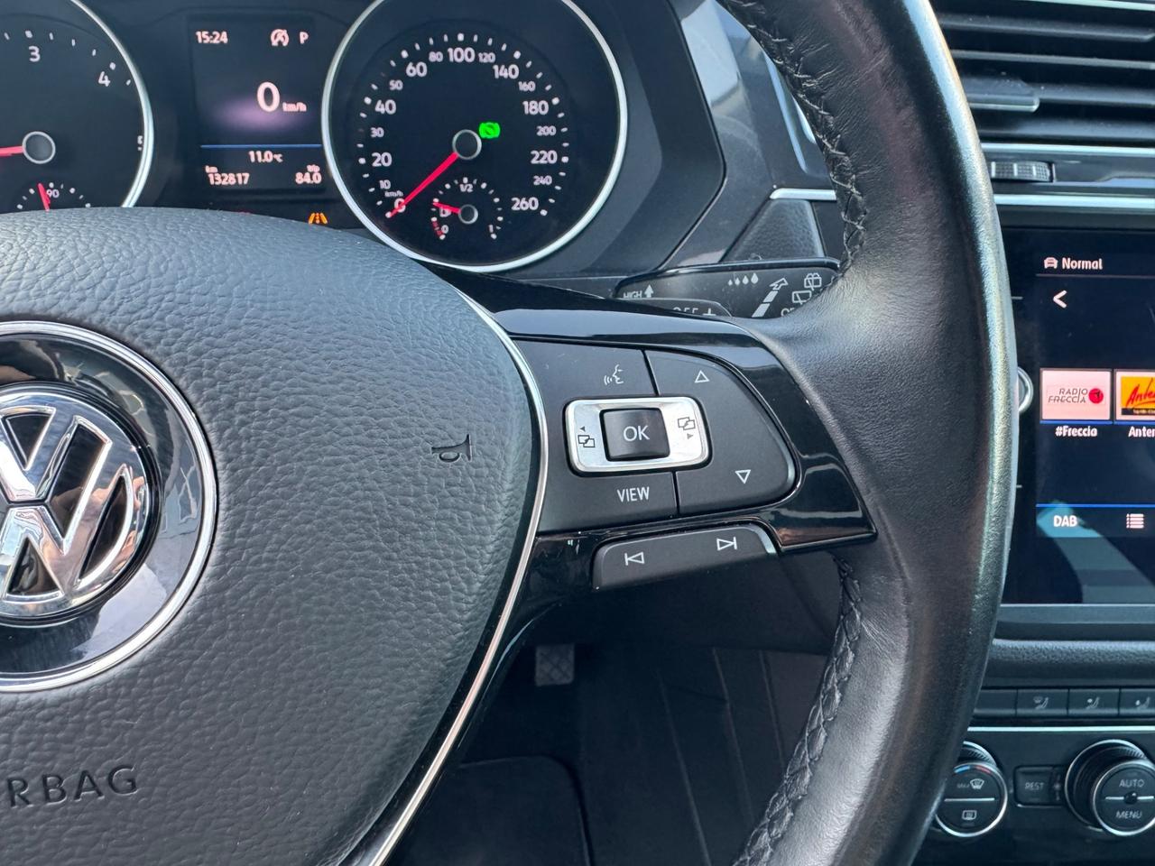 Volkswagen Tiguan 2.0 TDI SCR DSG 4MOTION Sport BMT