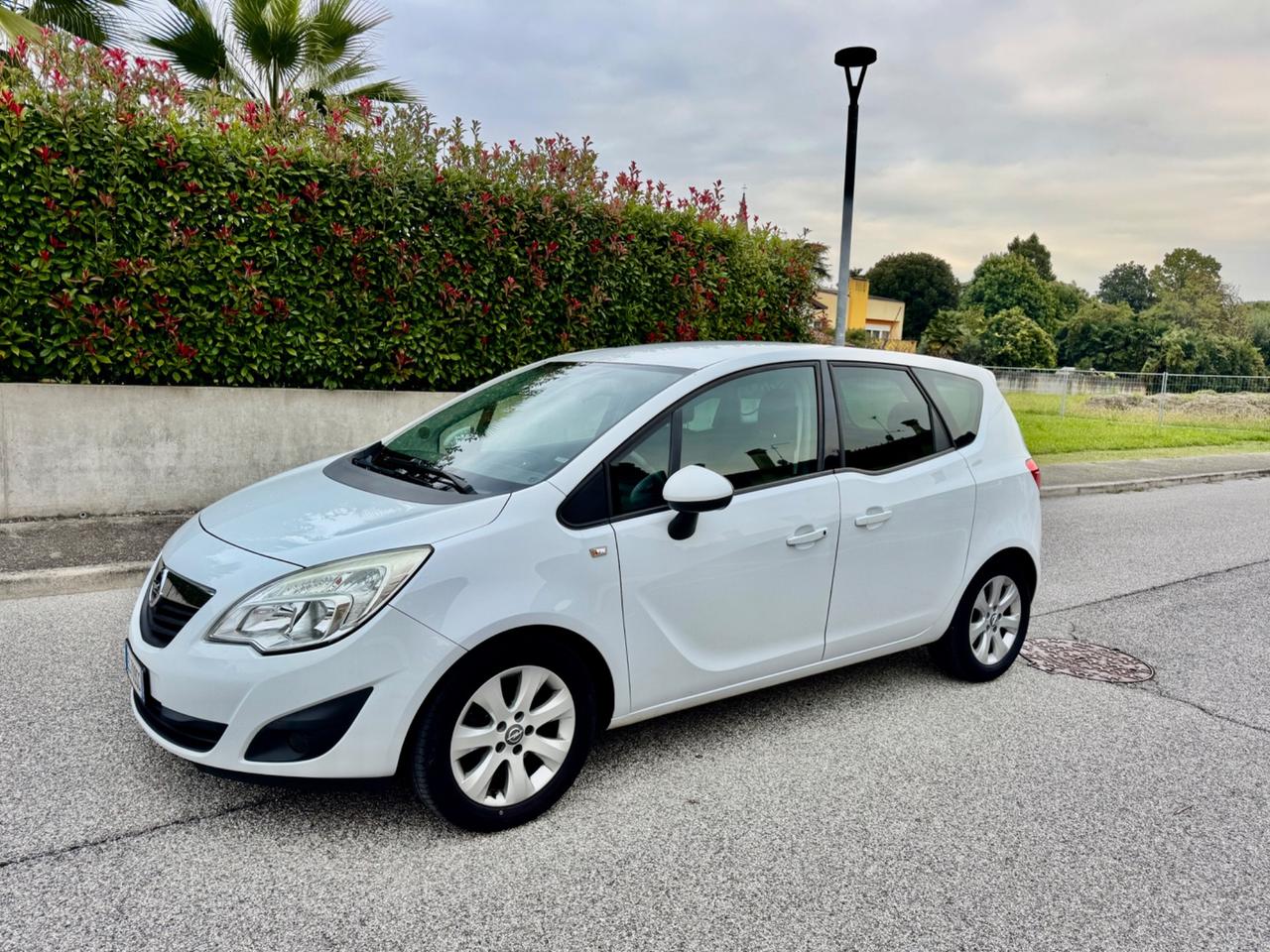 Opel Meriva 1.3 CDTI 95CV ecoFLEX Cosmo